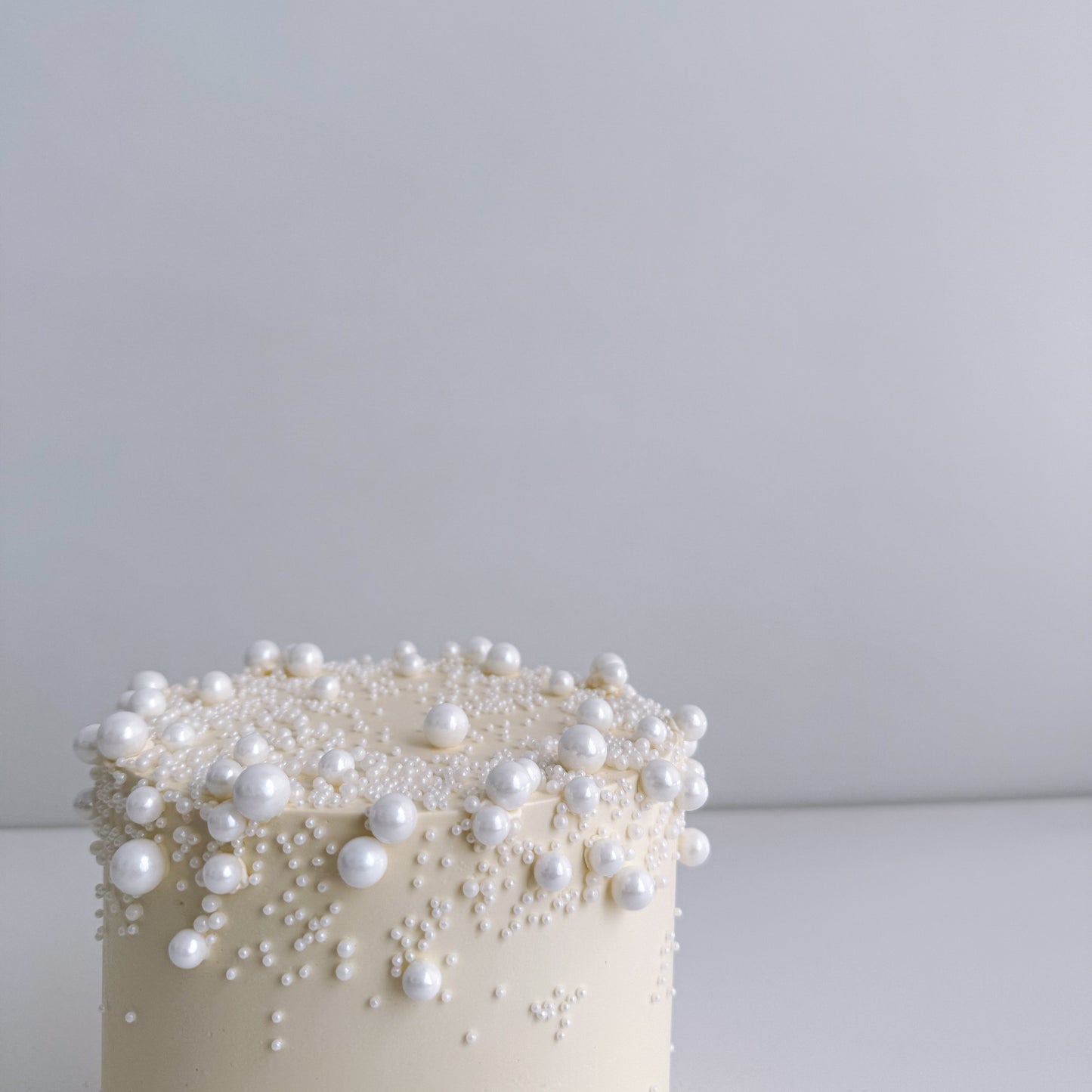 Elegant Pearl Cakes - auckland cake
