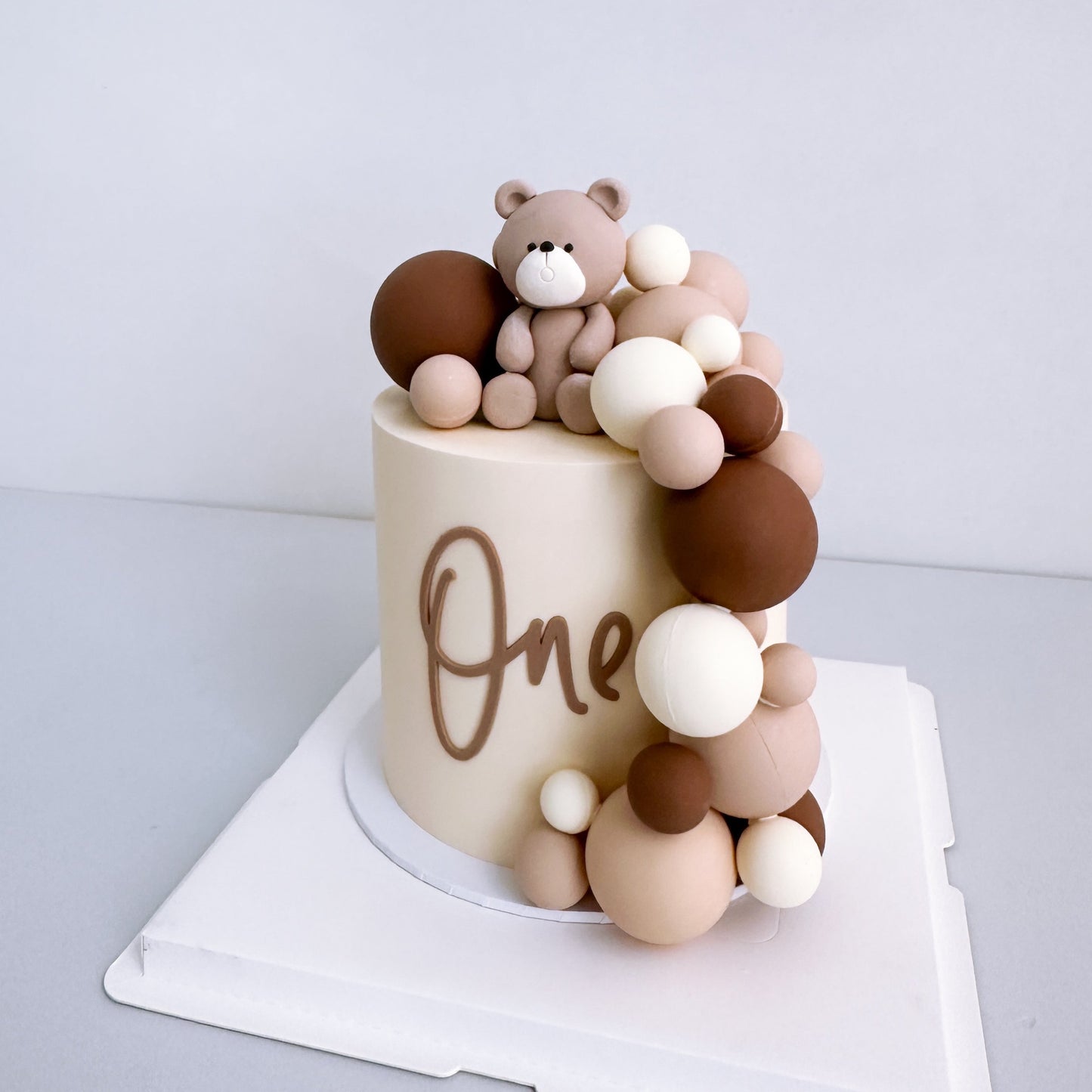 teddy bear cake - Auckland cakes