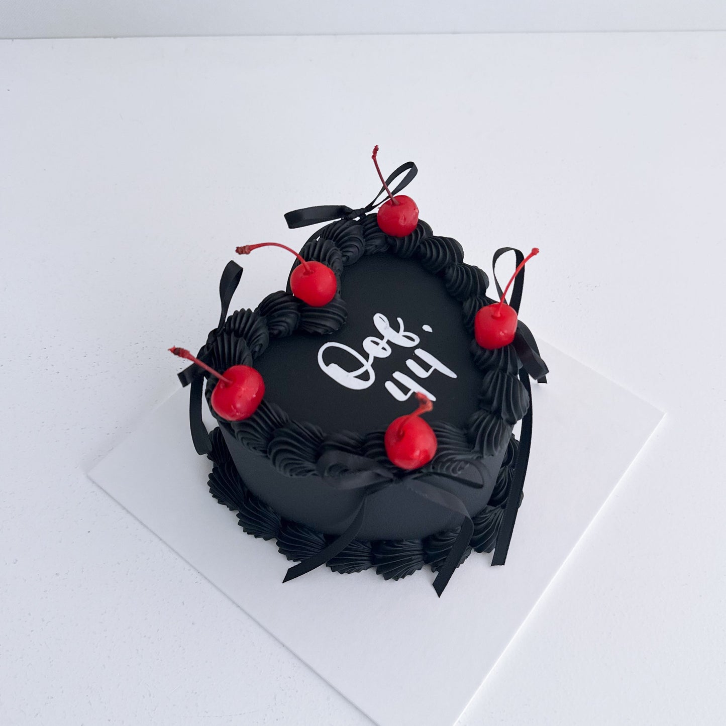 Charm heart cake