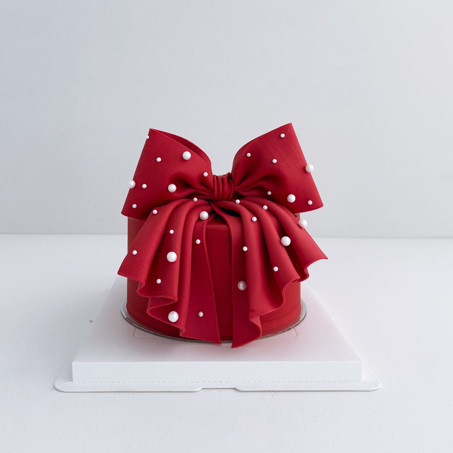 Bow cake (short) - Multiple flavours & colours