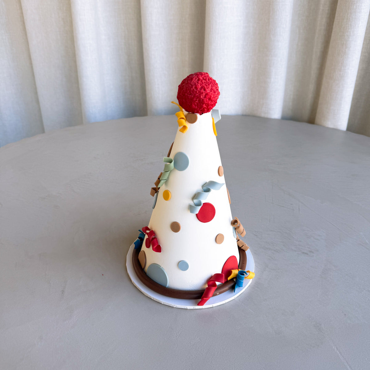 Party Hat Cake 