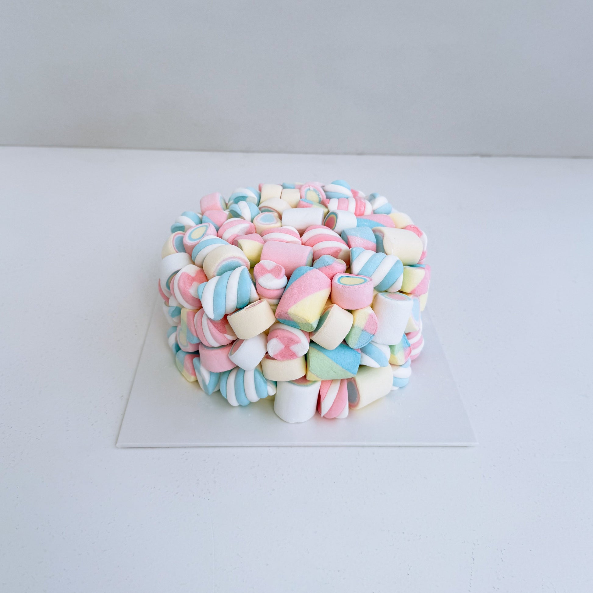 Pastel marshmallow cake - Multiple flavors
