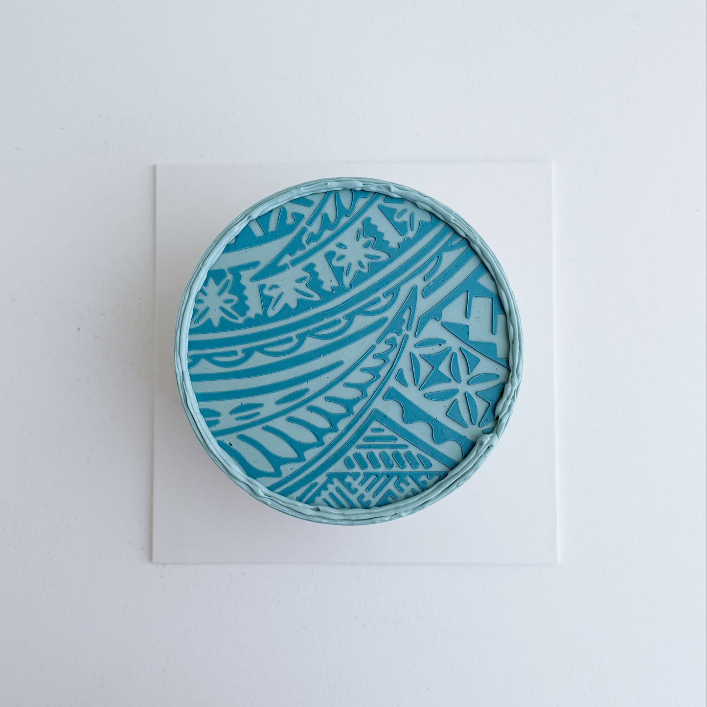 Polynesian pattern cake (short)  - Multiple flavors & colours