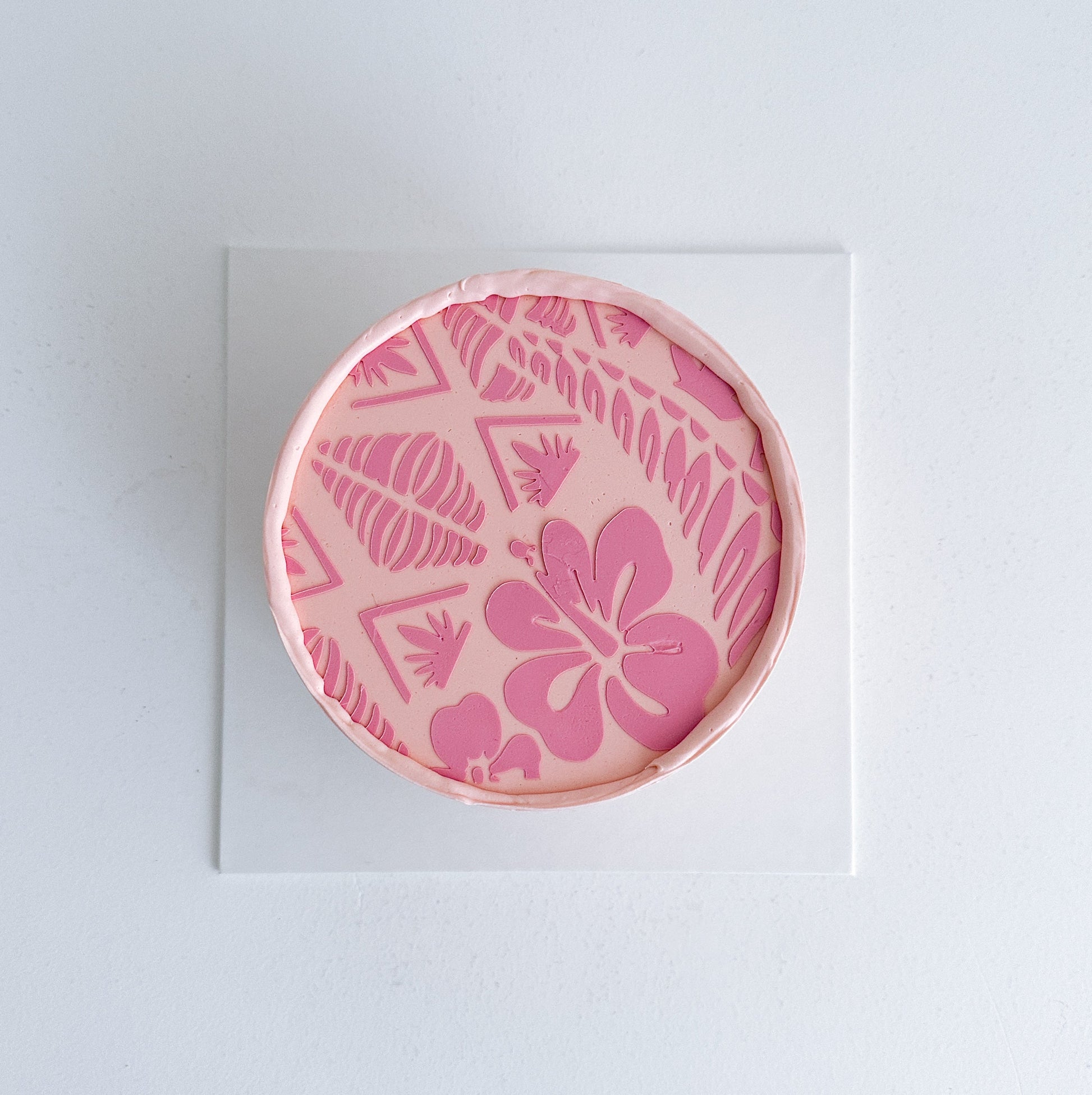 Polynesian pattern cake (short)  - Multiple flavors & colours