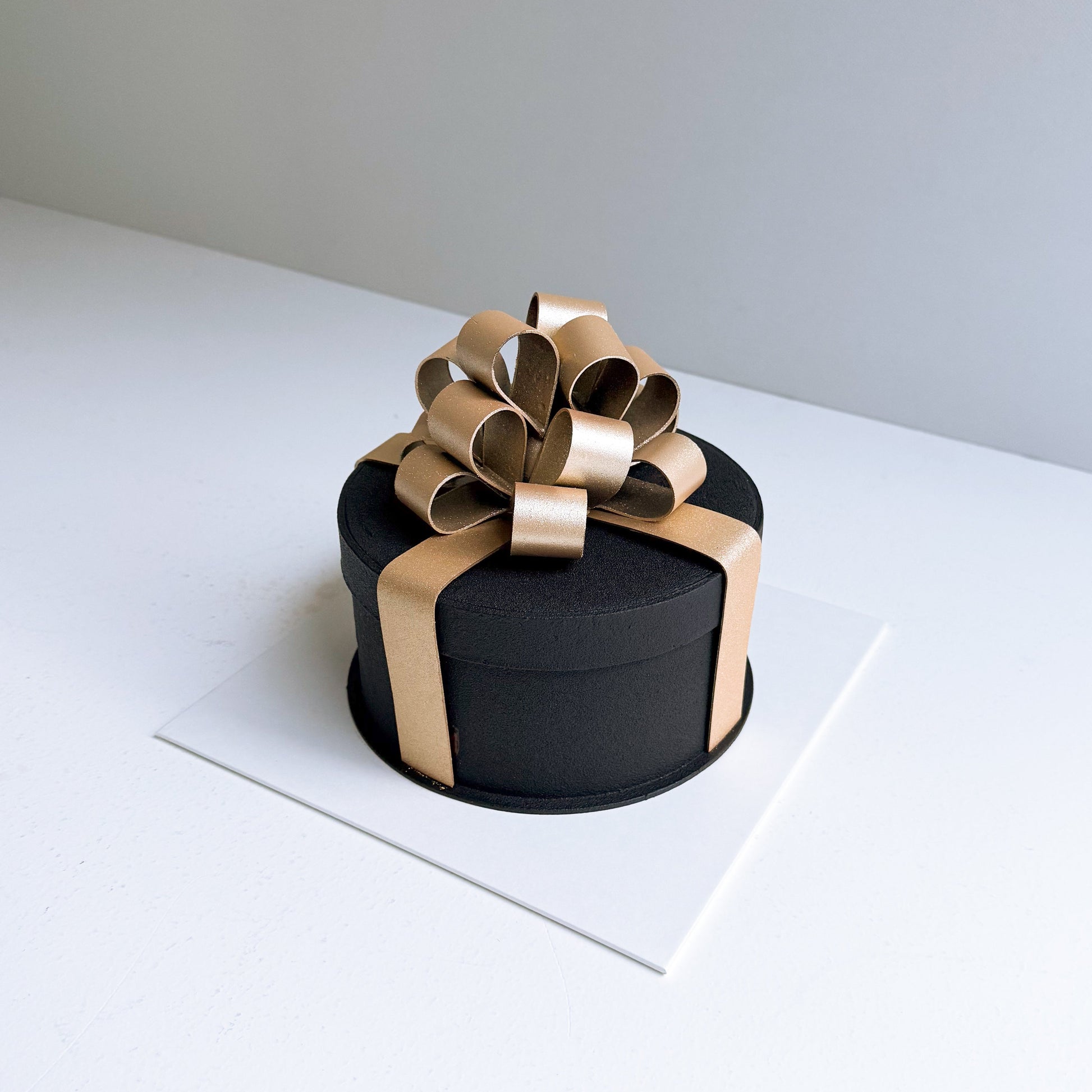 Present cake 2