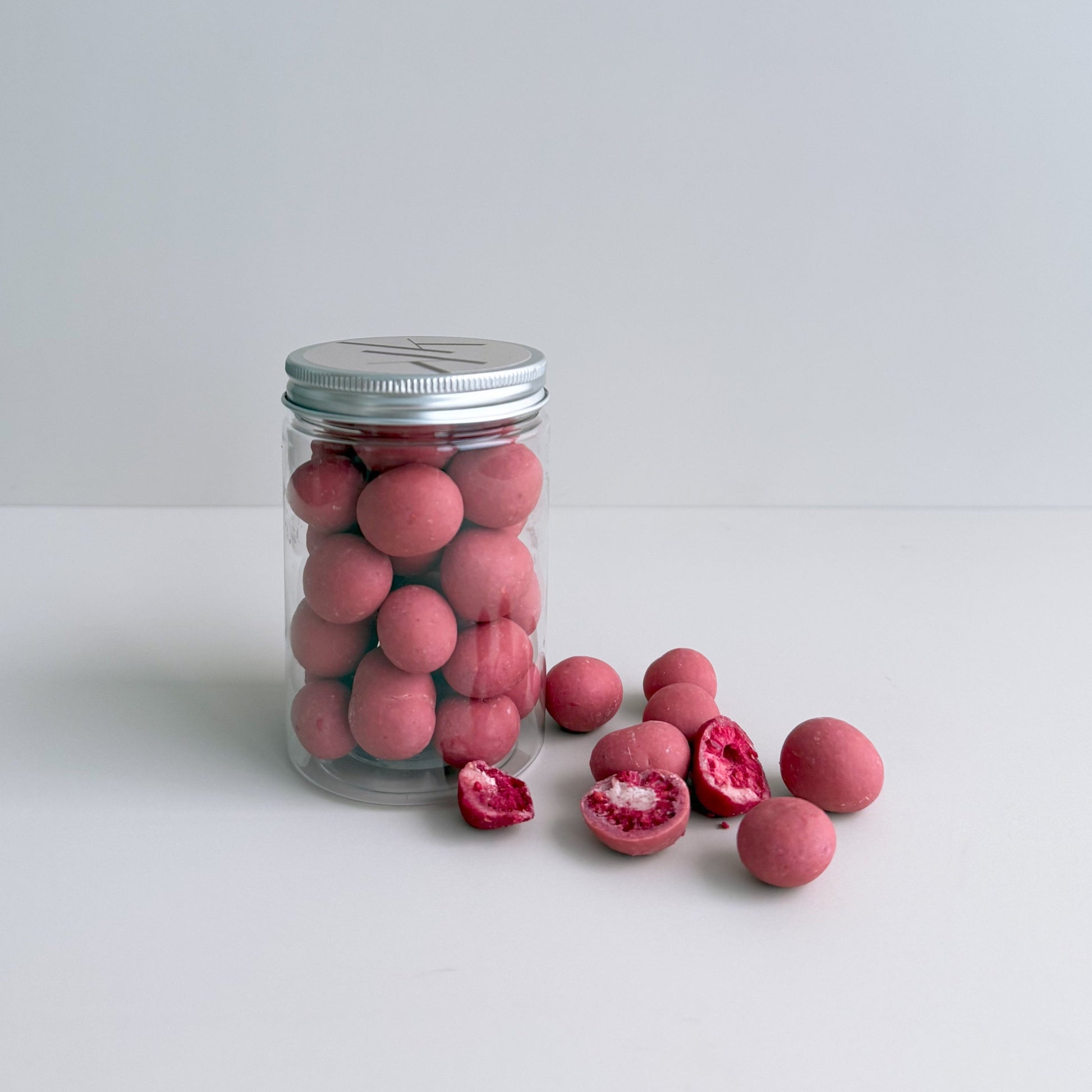 Raspberry Dragée – K Cake