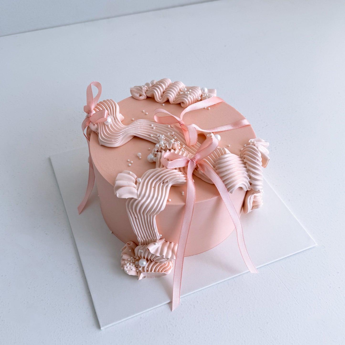 Ruffle Piping Cake