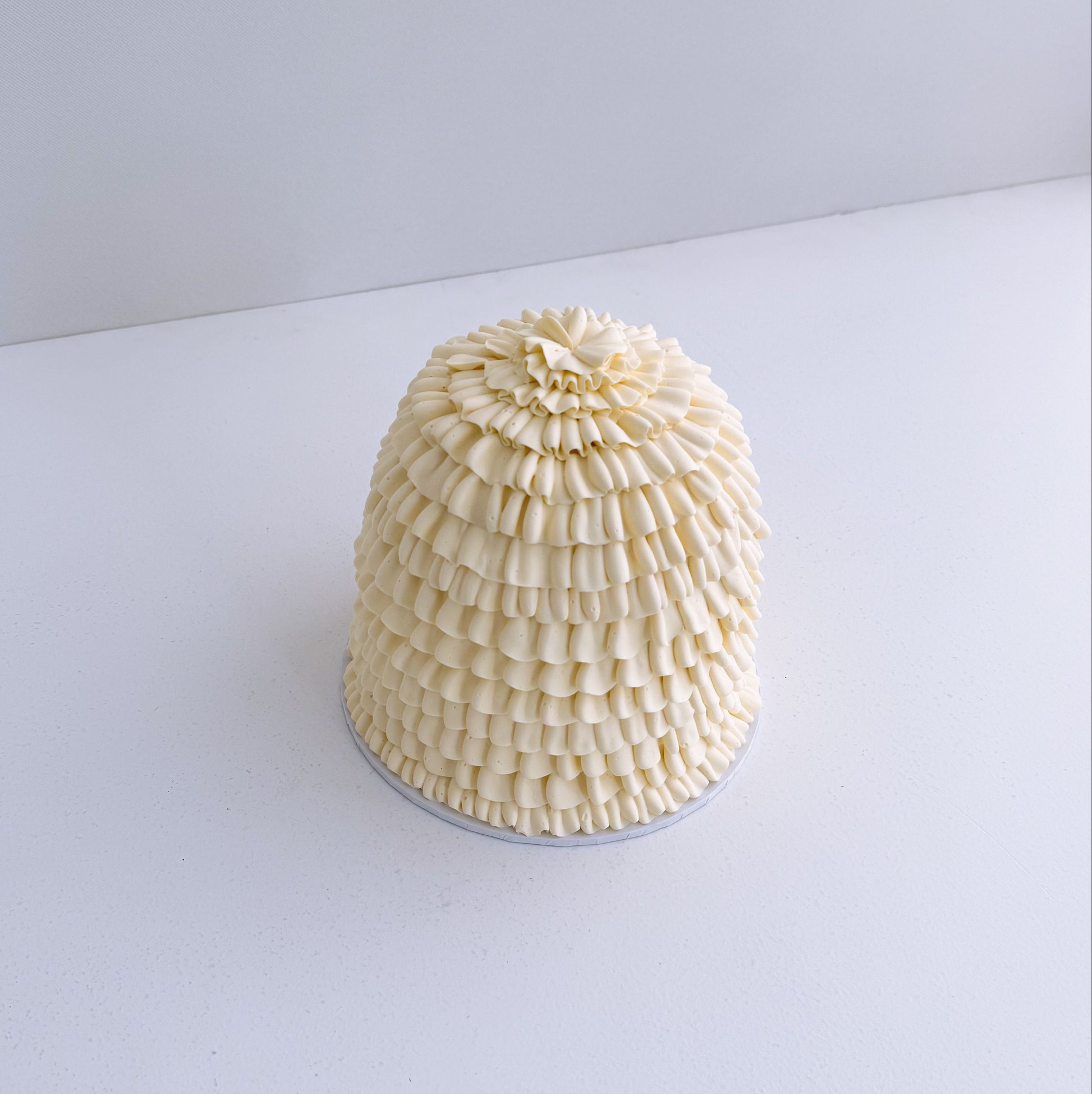 The Frill Dome Cake auckland