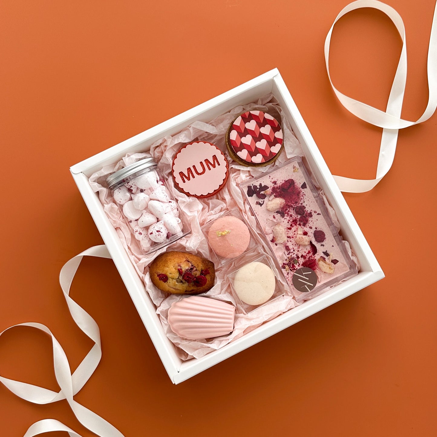 MOTHER'S DAY SWEET BOX 