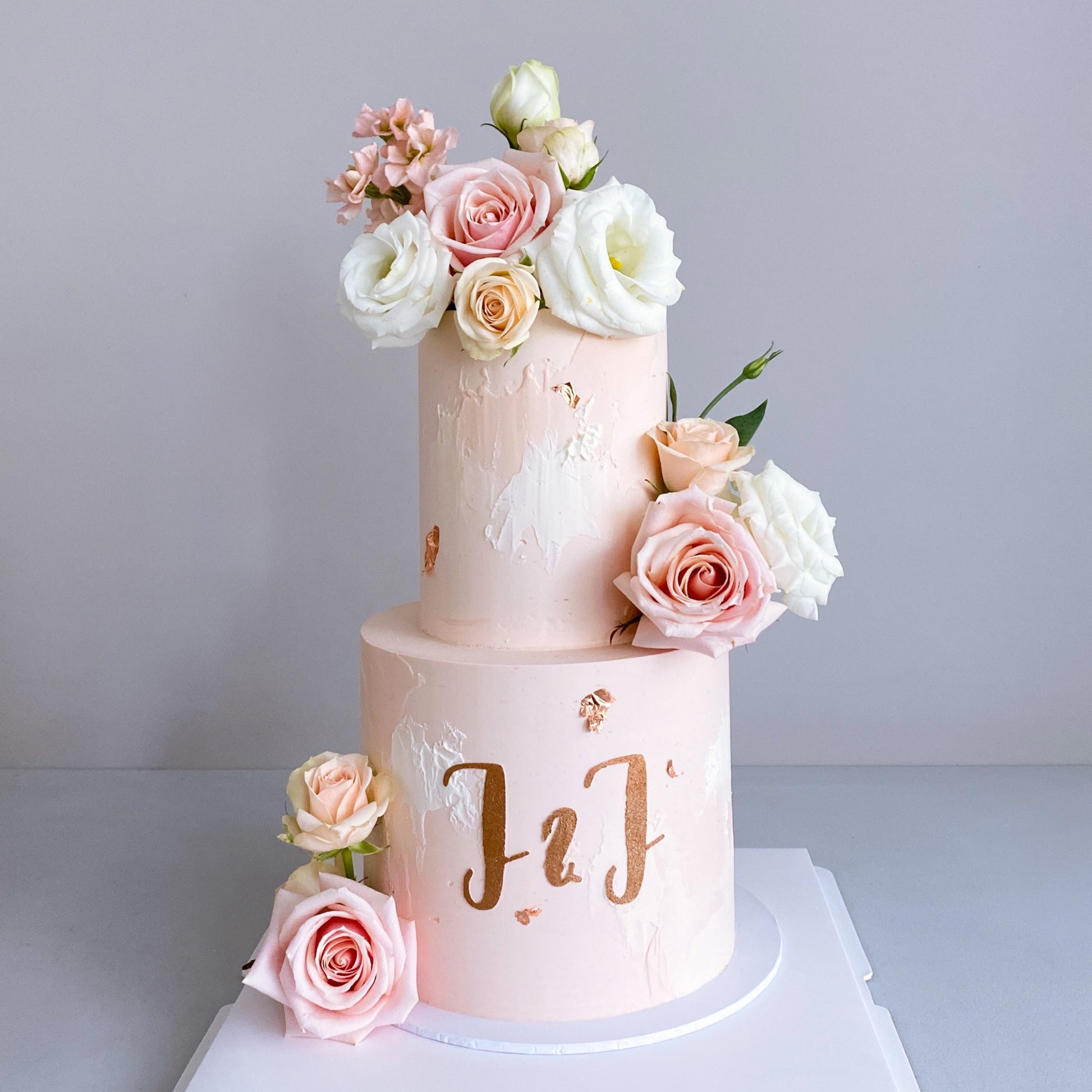 FLOWER VASE CAKE K Cake